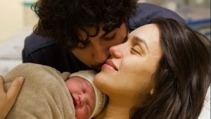 Rafa Kalimann transforma a maternidade em renascimento ao celebrar 1 mês de Zuza