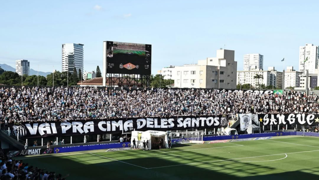 Santos recebe proposta bilionária e direção da SAF divide opções