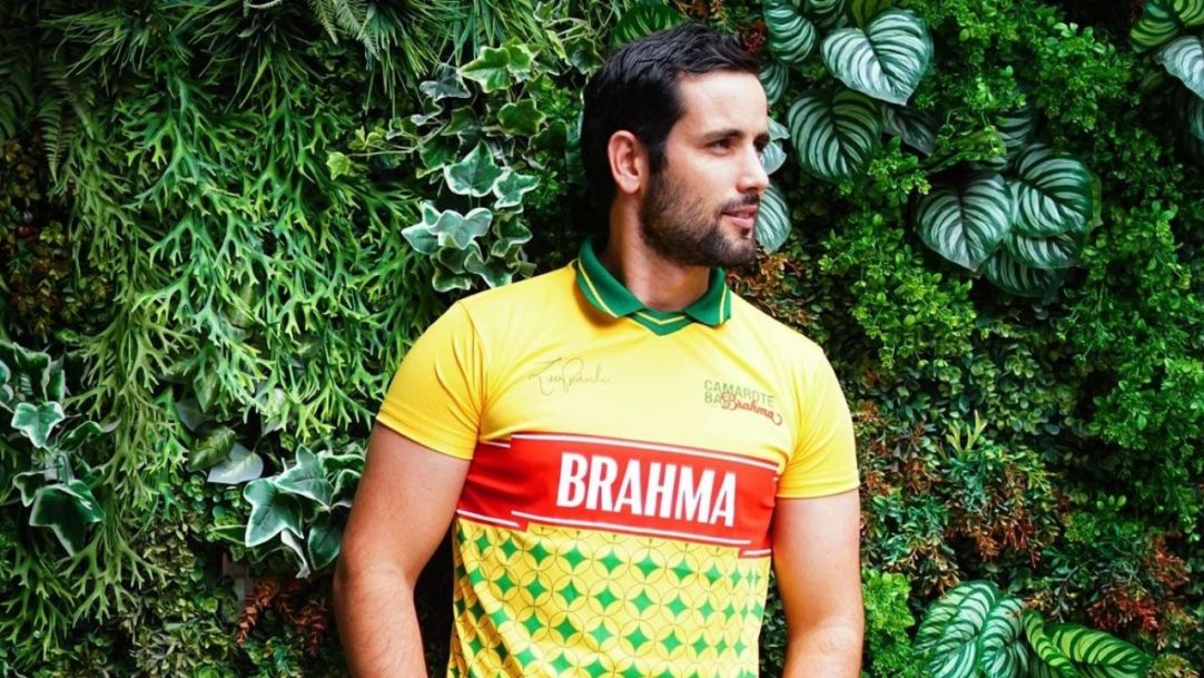Matteus Amaral marca presença na segunda noite de desfiles no Anhembi