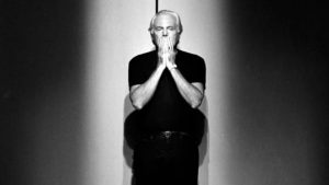 Giorgio Armani é homenageado na abertura dos Jogos de Inverno 2026