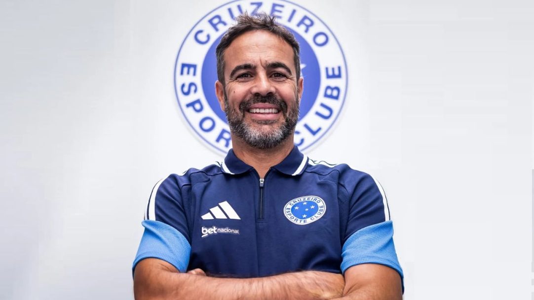 Artur Jorge promete reconstrução no Cruzeiro e pede humildade ao elenco