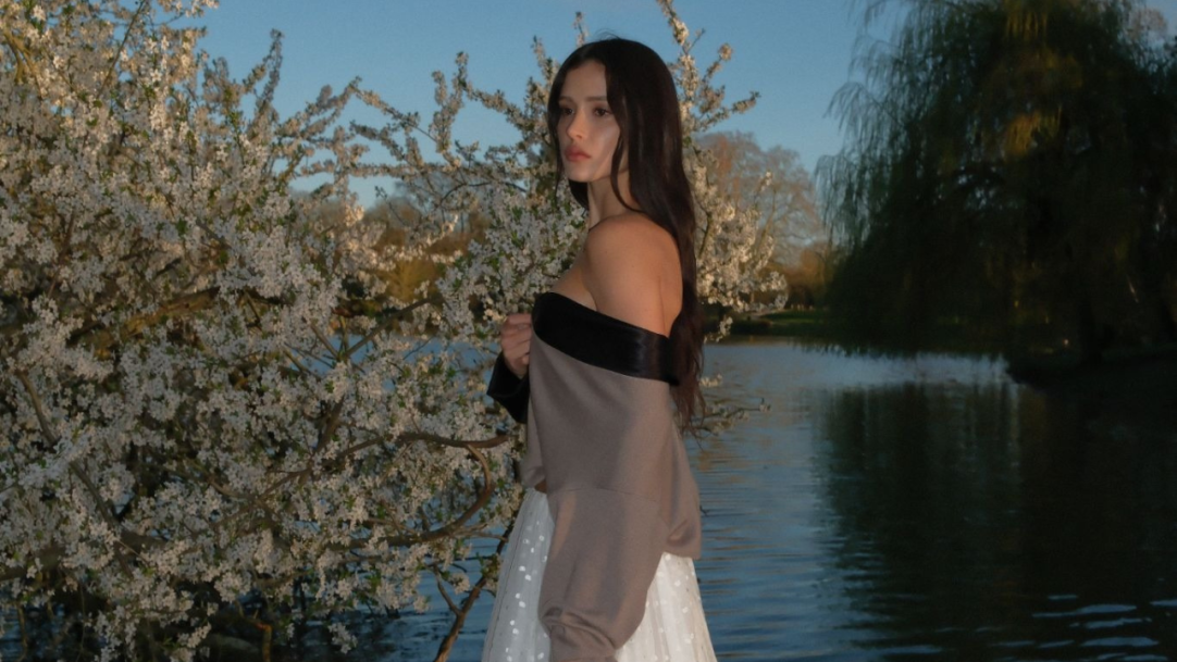Livia Nunes é a convidada brasileira do aguardado desfile de Dior na Paris Fashion Week