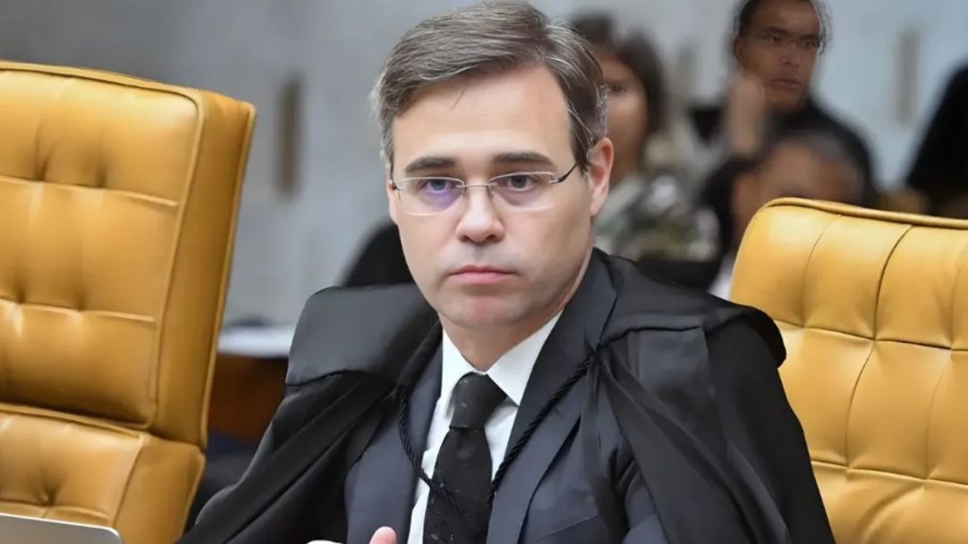 Mendonça afirma presença de alto escalão dos Poderes no caso do Banco Master
