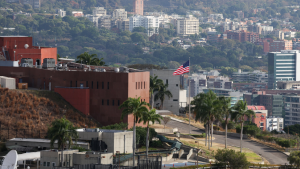 Drones não identificados sobrevoam palácio presidencial da Venezuela