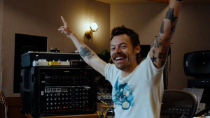 Novo álbum de Harry Styles estreia no topo da Billboard 200