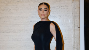 Juliana Paes anuncia saída da Viradouro após título histórico no Carnaval 2026