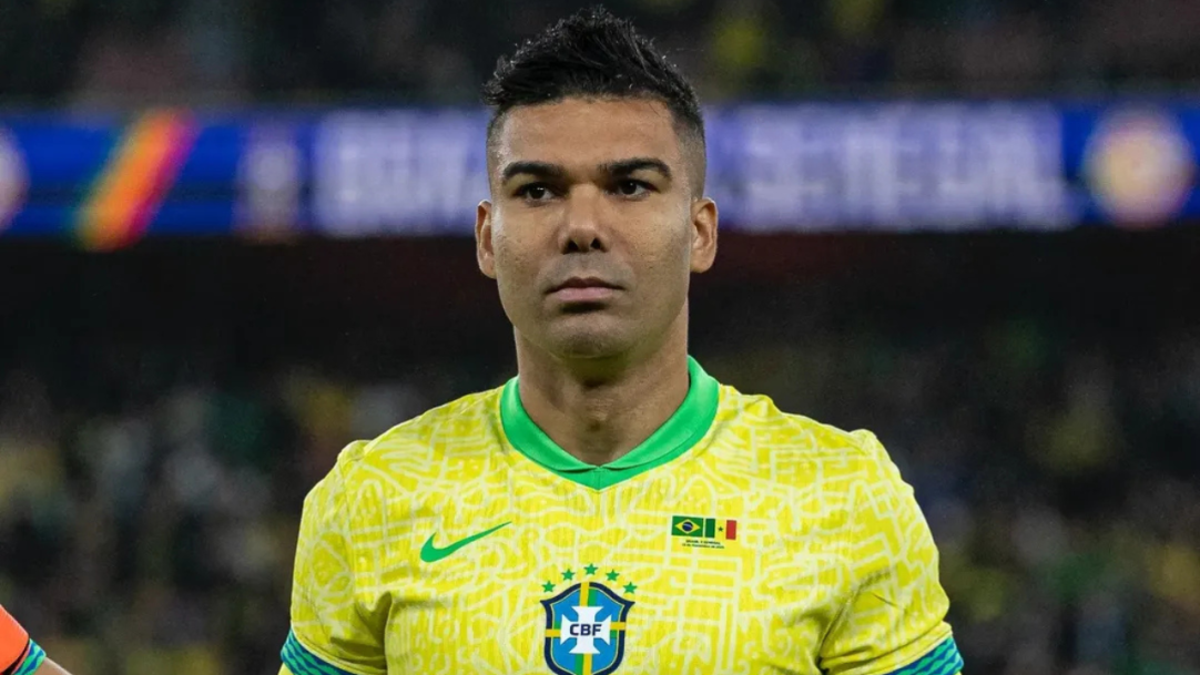 Casemiro assume comando no meio-campo da Seleção e avalia propostas