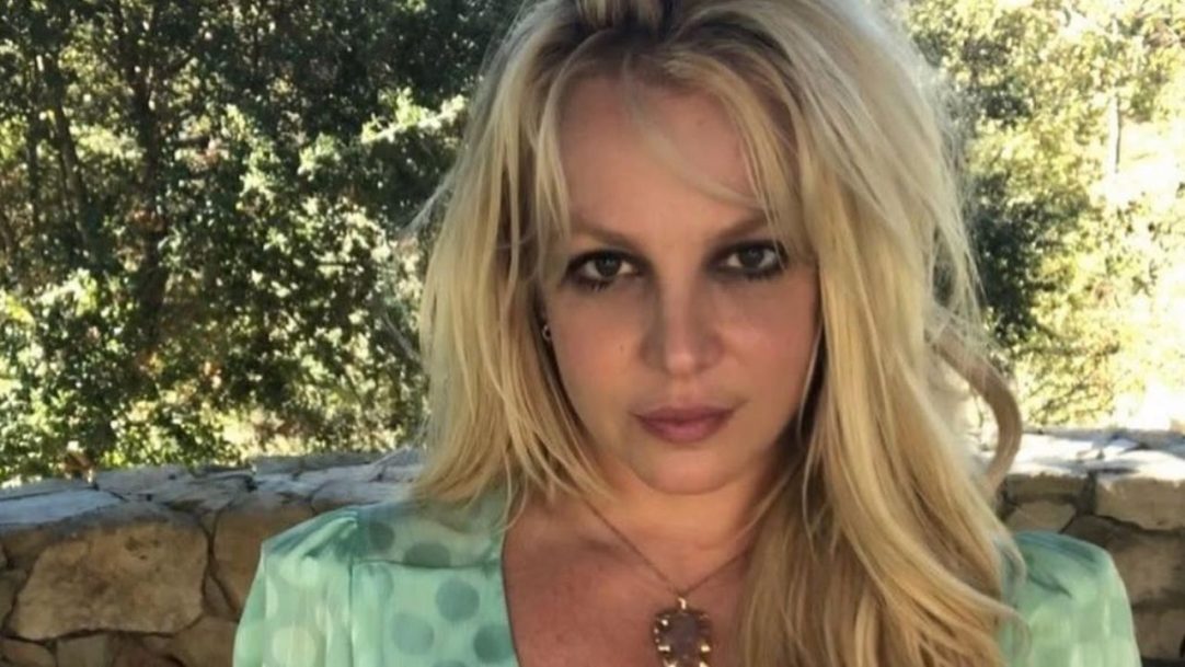 Britney Spears desativa rede social e se distancia dos fãs após prisão