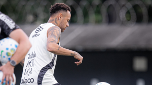 Neymar afirma em vídeo que carreira está próxima do fim