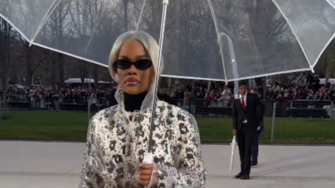 Novo visual de Teyana Taylor rouba a cena em desfile da Chanel