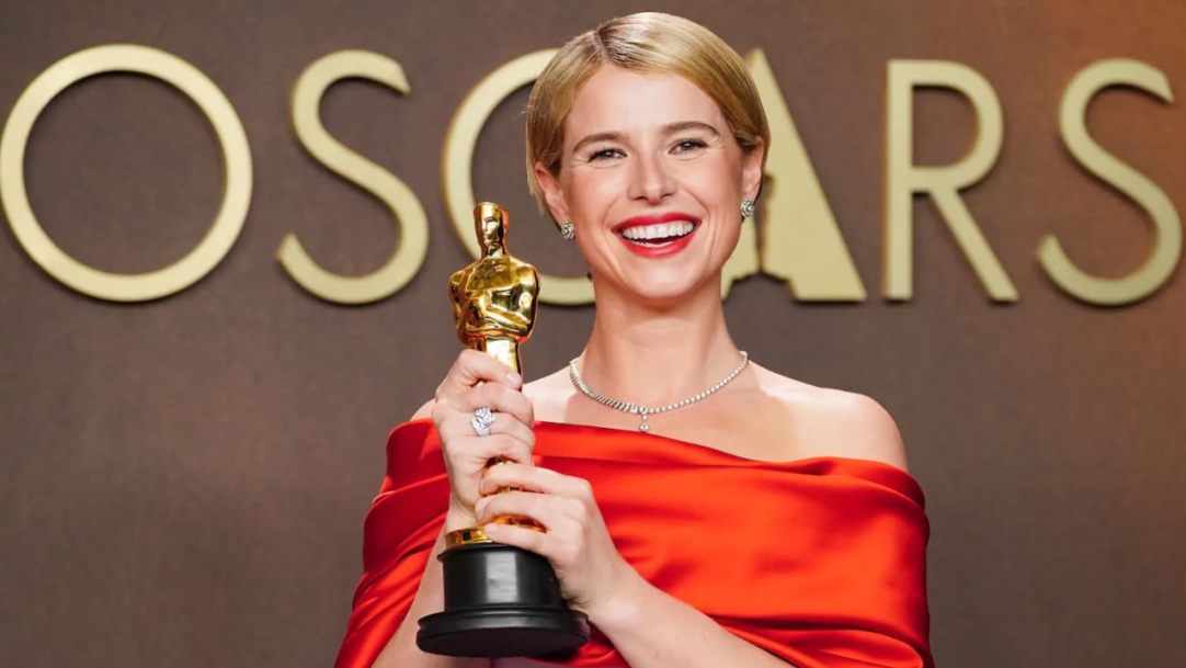 Oscar 2026: Jessie Buckley é premiada como melhor atriz