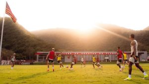 Nova fase no Flamengo abre disputa por espaço no elenco