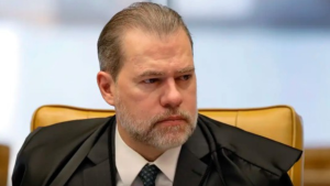 Toffoli deixa relatoria de inquérito no STF