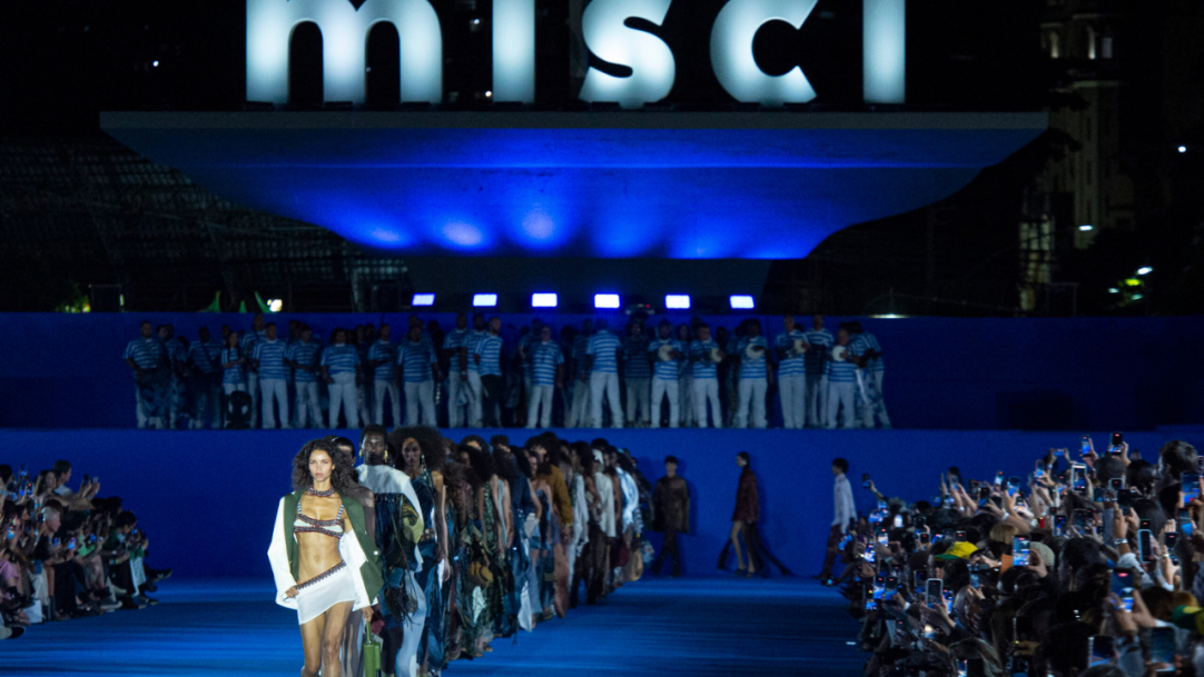 Exclusivo: MISCI ocupa o Sambódromo e ressignifica a estética no Rio Fashion Week