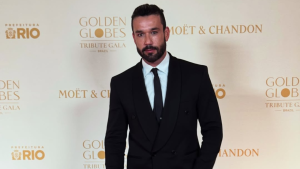 Sergio Marone muda visual e aparece irreconhecível nas redes sociais