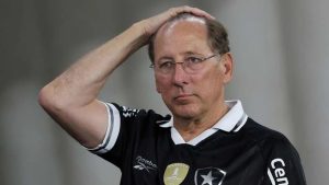 John Textor é afastado do comando da SAF Botafogo