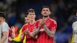 Morato, ex-São Paulo, relata histórias com brasileiros do Nottingham Forest