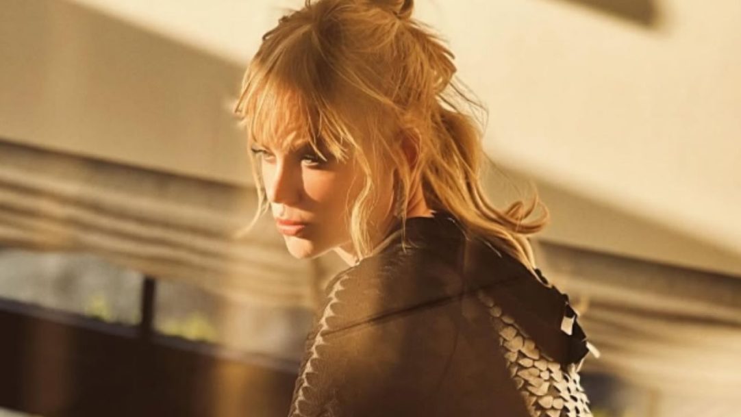 Nicole Kidman aposta em novo visual com franja e rouba a cena em tapete vermelho