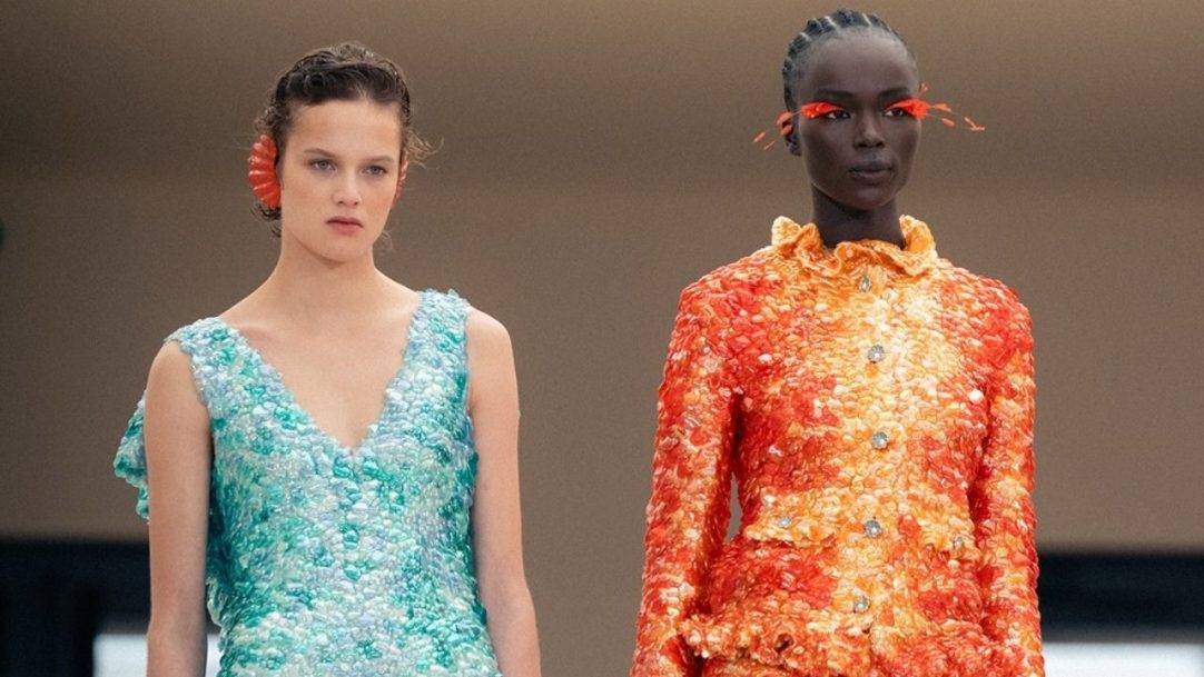 Chanel: Matthieu Blazy apresenta coleção Cruise 2026/27 em Biarritz