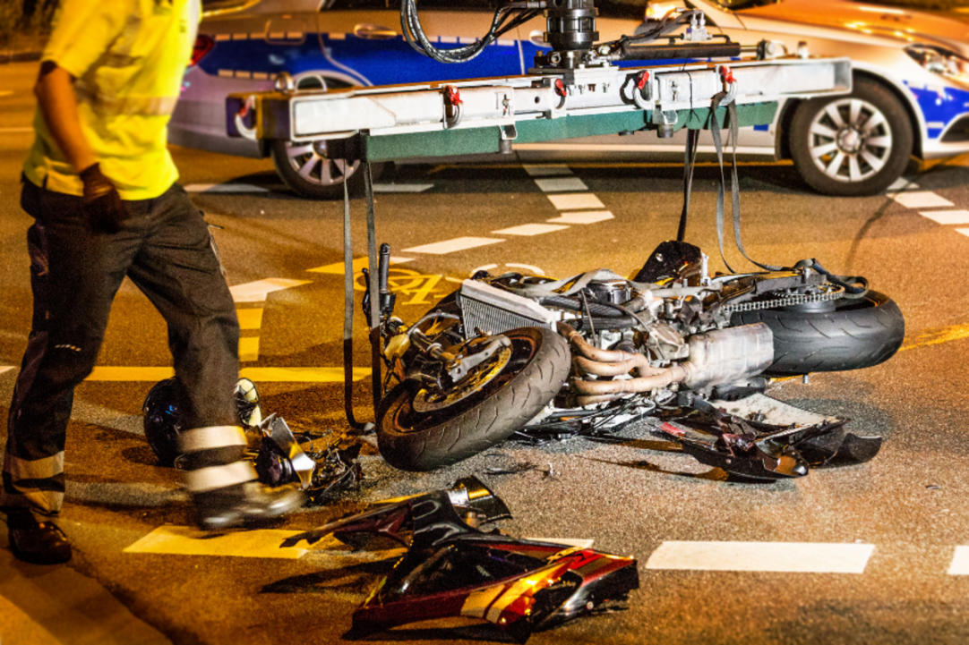 Advogado explica auxílio-acidente após acidente de moto