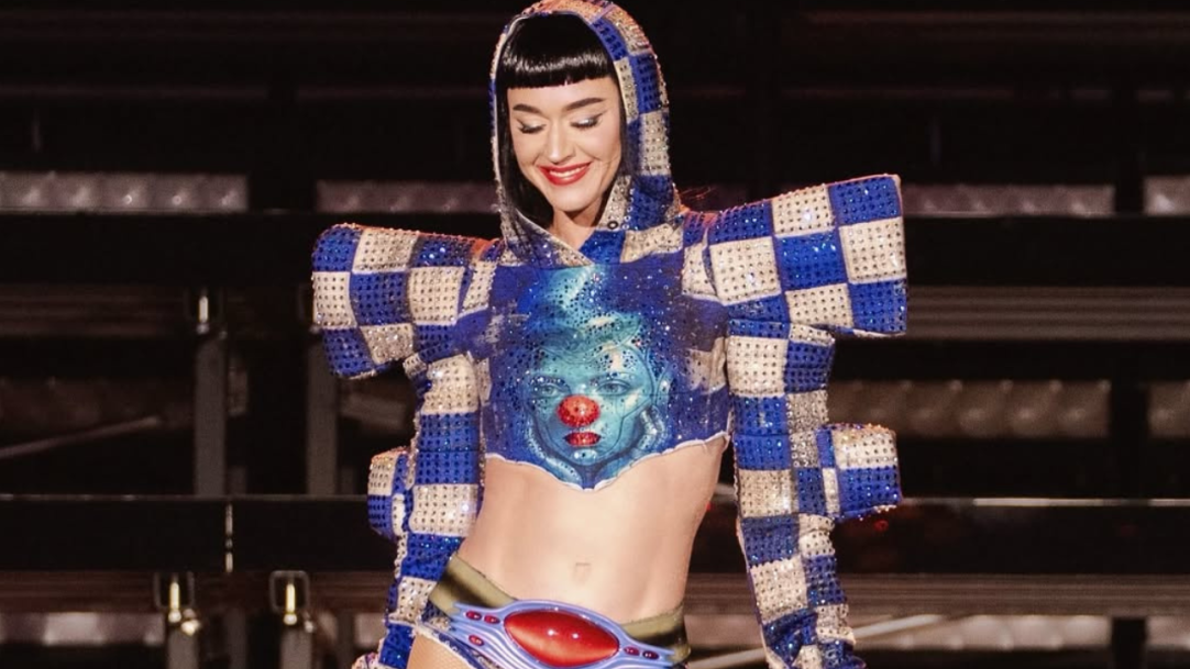 Katy Perry vira alvo de rumores para show em Copacabana em 2027