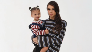 Amanda Kimberlly mostra 1ª viagem de Helena, filha de Neymar, à Disney