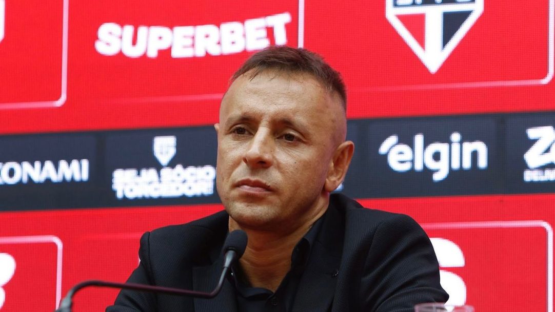 Rafinha comenta fase do São Paulo no Podpah