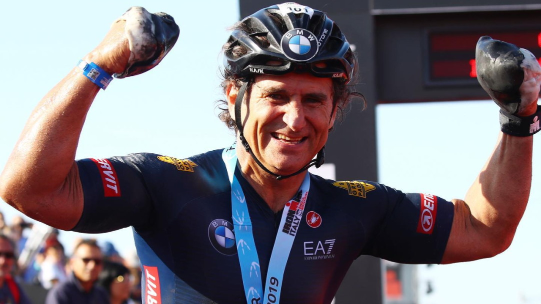 Morre Alex Zanardi, ex-piloto de Fórmula 1 e atleta paralímpico
