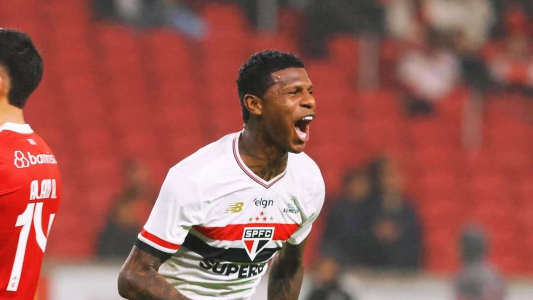 Arboleda é punido por má conduta