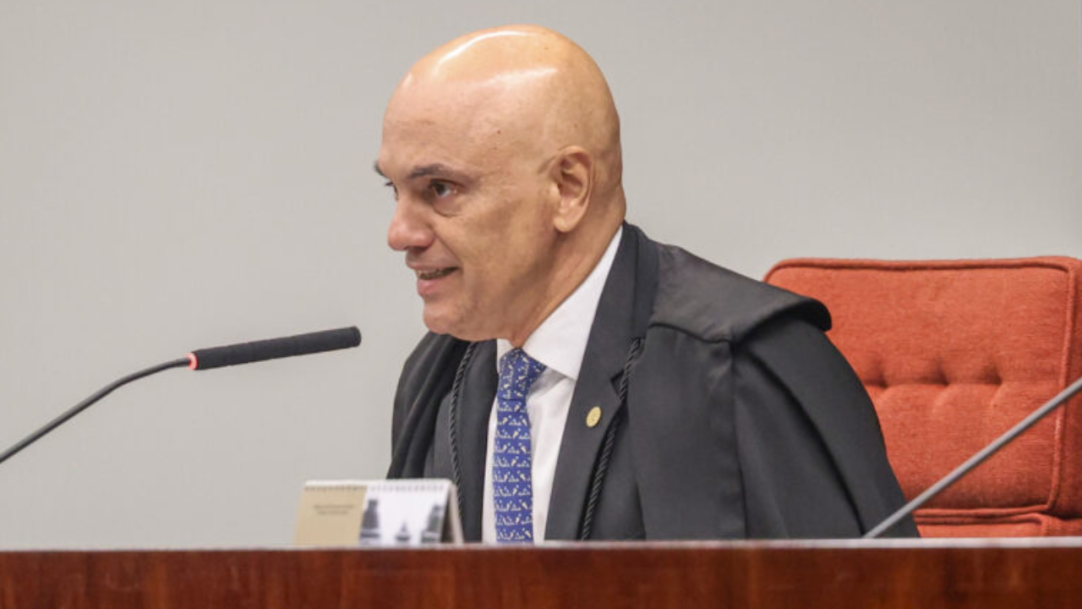 Moraes trocou celular, chip e número enquanto PF investigava caso Master com Vorcaro