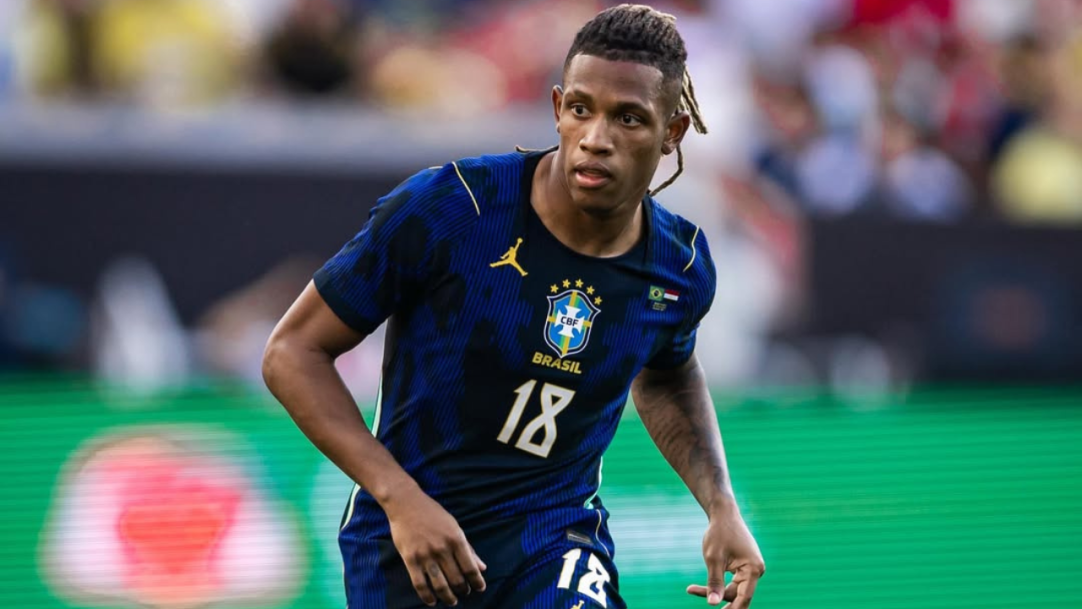 Palmeiras insiste por Danilo e Botafogo considera postura incomum