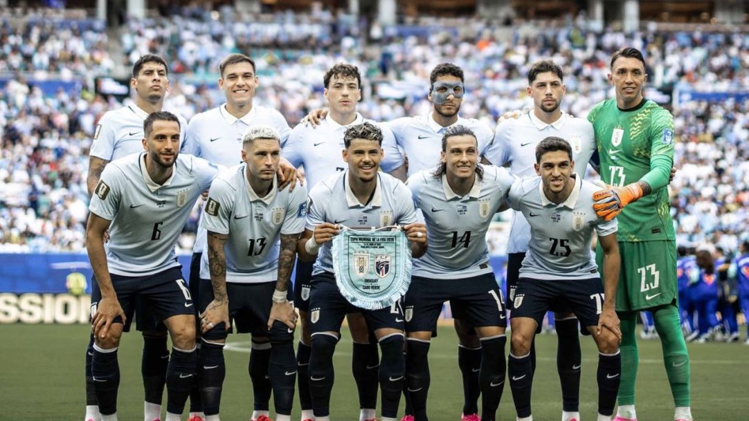 Uruguai e Cabo Verde empatam em jogos de 4 gols