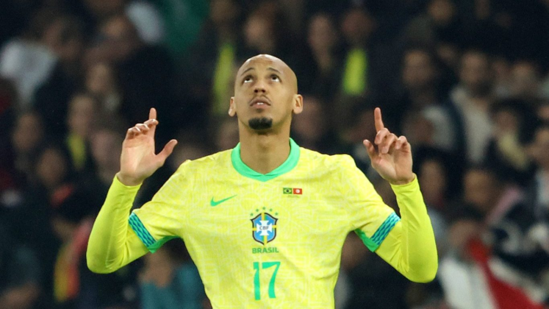 Fabinho é uma peça importante no banco de reservas da seleção