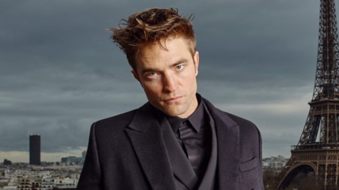 Robert Pattinson é criticado por porte físico