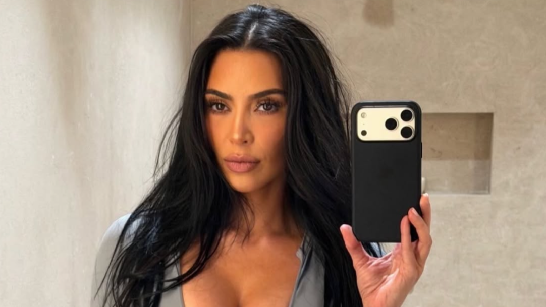 Kim Kardashian prestigia Lewis Hamilton no GP de Mônaco
