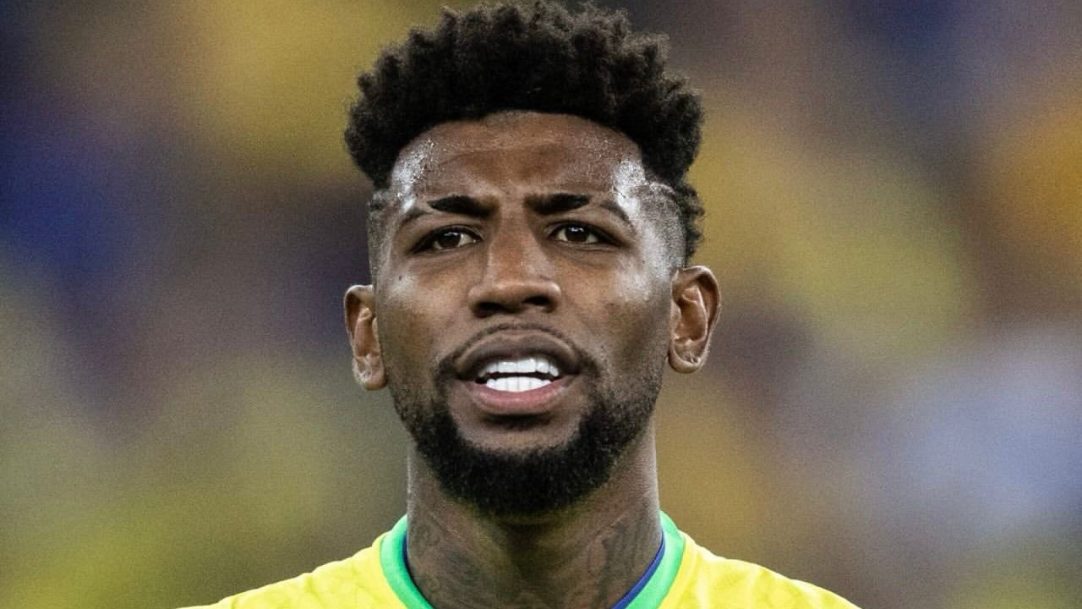 Aston Villa se movimenta no mercado buscando contratar Emerson Royal