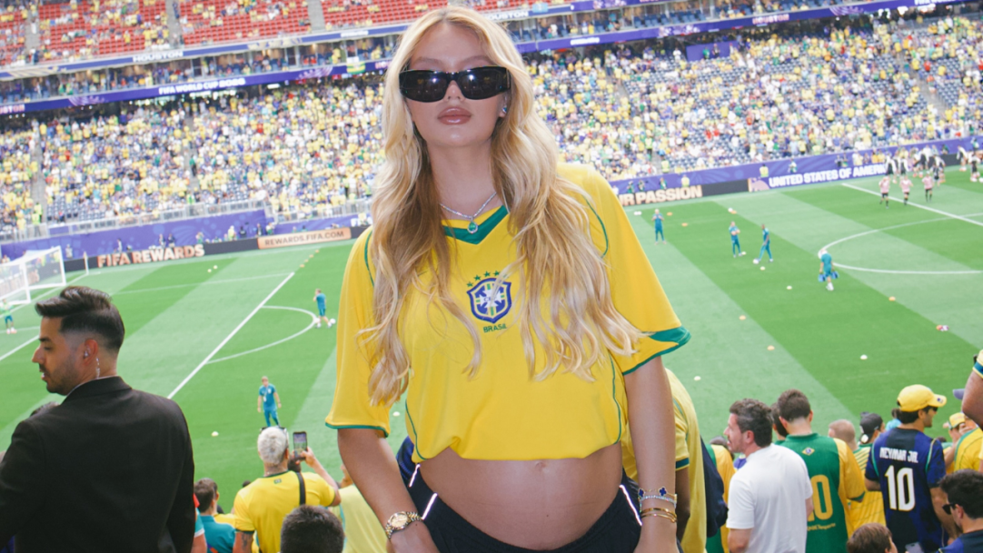 Wags brasileiras chamam atenção com a escolha do looks