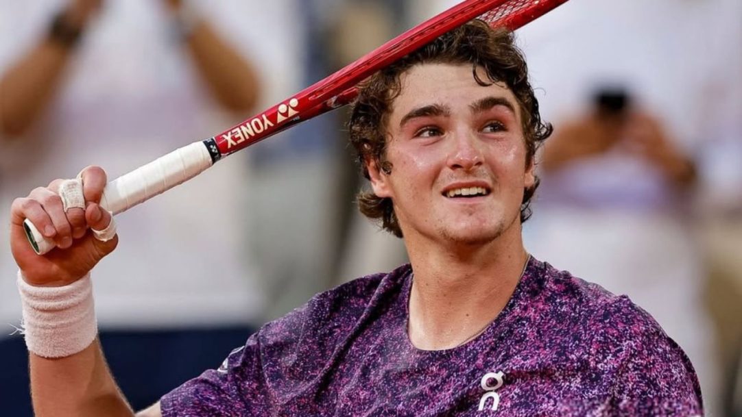 João Fonseca estreará nas quartas de final contra Jakub Mensik
