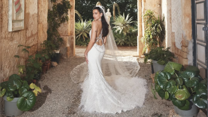 Vestido de Dua Lipa destaca o artesanato da alta-costura da Chanel