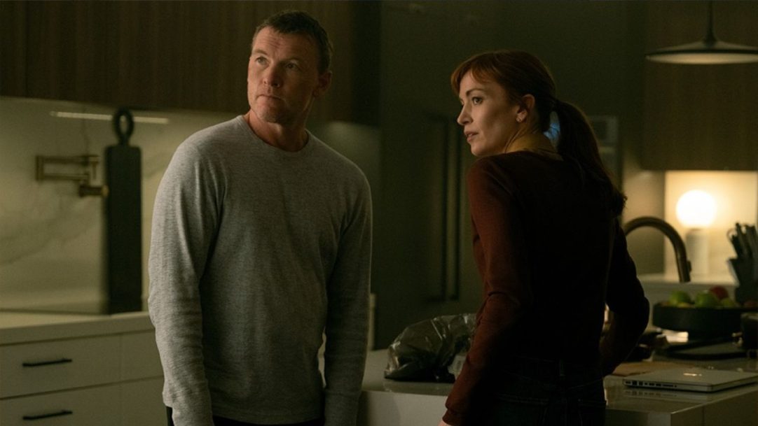 Nova série de Harlan Coben iguala feito de “Wandinha” e faz história na Netflix