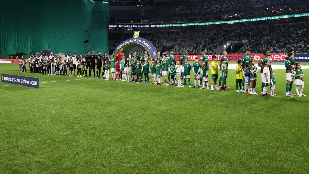 Em casa, Palmeiras perde para o Atlético-MG e vê vantagem na liderança diminuir