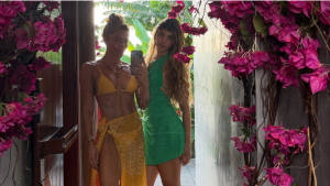 Grazi Massafera mergulha com sua filha em Fernando de Noronha: ‘Criando memórias juntas’