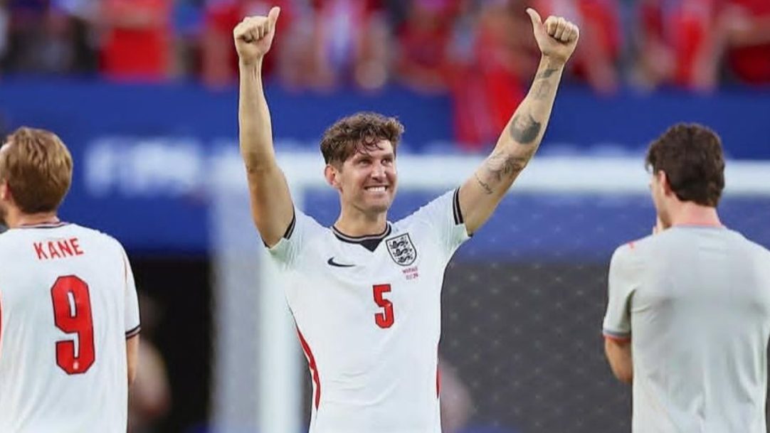 Zagueiro John Stones deixa Manchester City e assina com a Inter de Milão