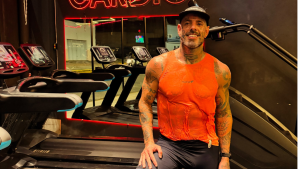 Tico Santa Cruz admite engano sobre sexualidade fluida e revela impacto da psicanálise