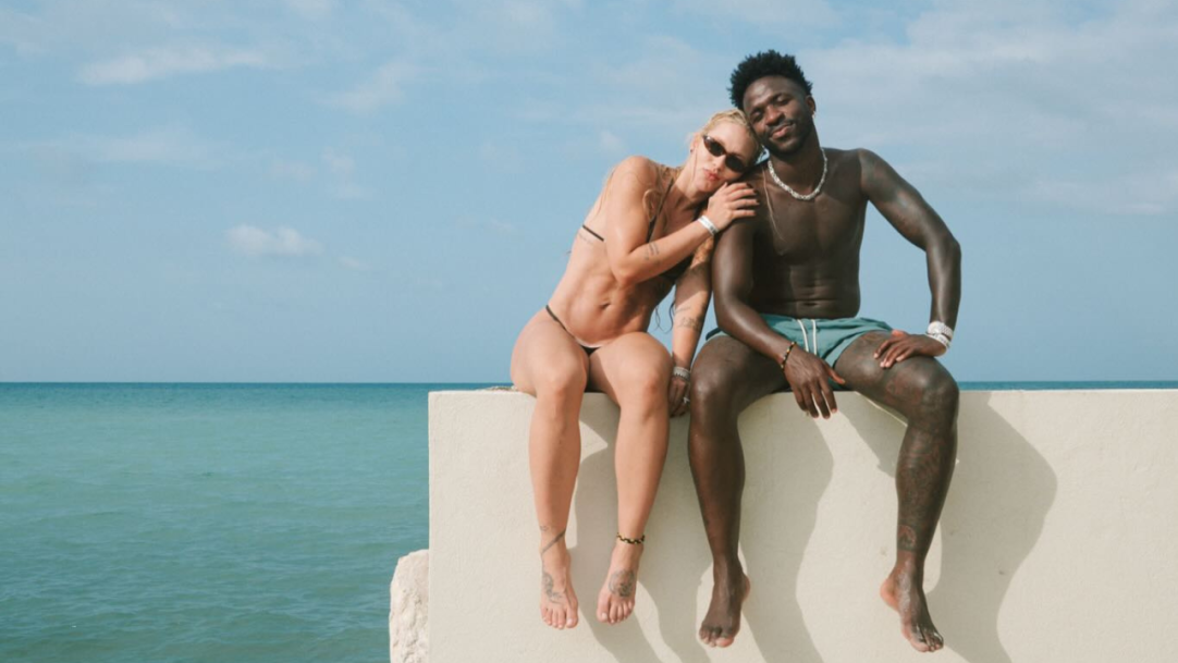 Virginia Fonseca e Vini Jr. jogam beach tênis em Mangaratiba após volta da Jamaica