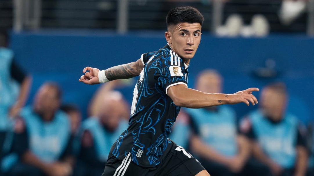 Flamengo vira refém em novela por Almada, mas mesmo assim rejeita leilão