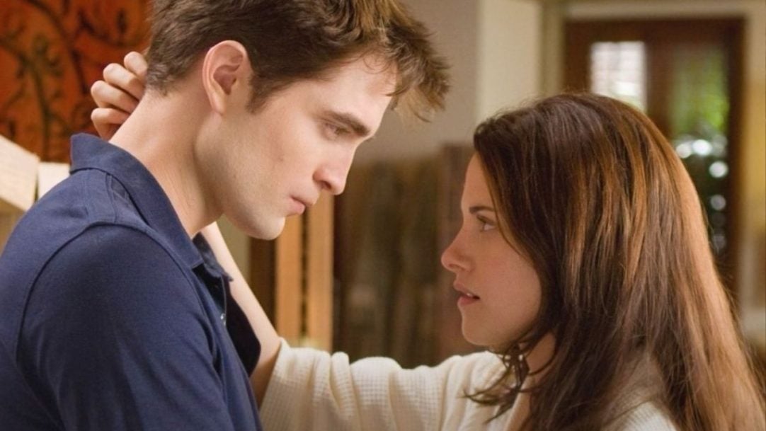 Kristen Stewart relembra perrengue nas gravações de “Crepúsculo” no Rio: “Ficamos presos”