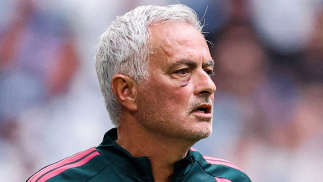 Mourinho explica situação de Endrick após lesão e revela que conta com jogador no elenco