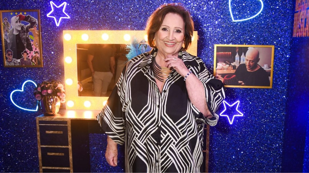 Dona Déa revela que não assistiu à cena da morte de Paulo Gustavo em musical com os netos