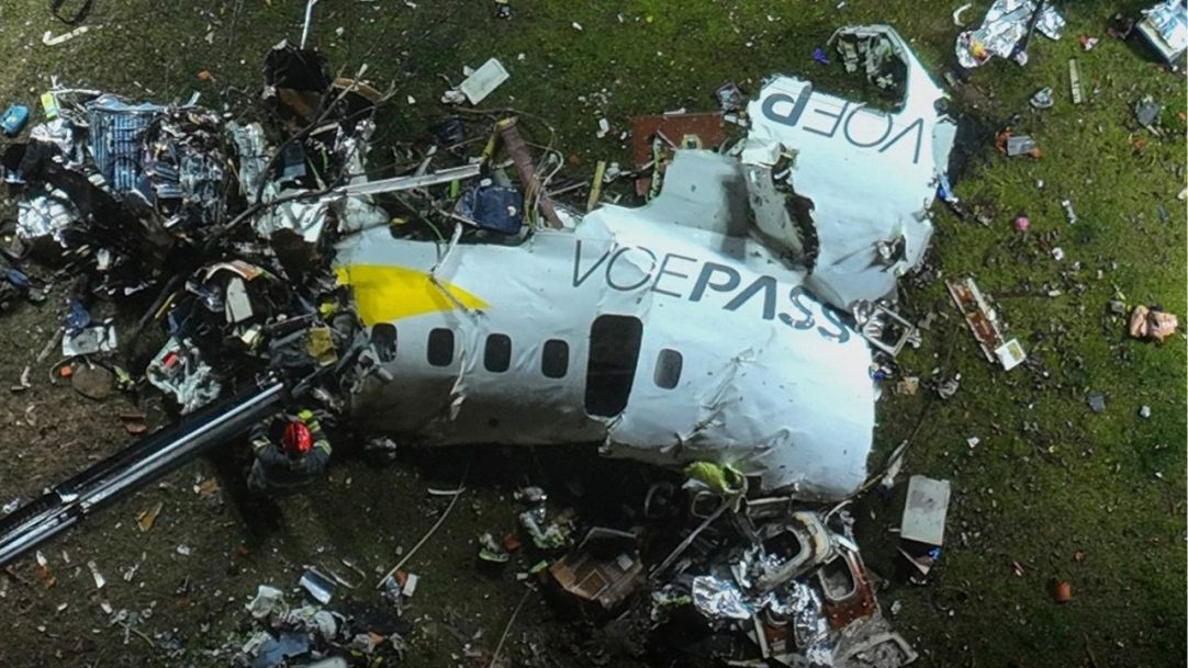 Acúmulo de gelo e falhas dos pilotos causaram queda da Voepass, diz PF